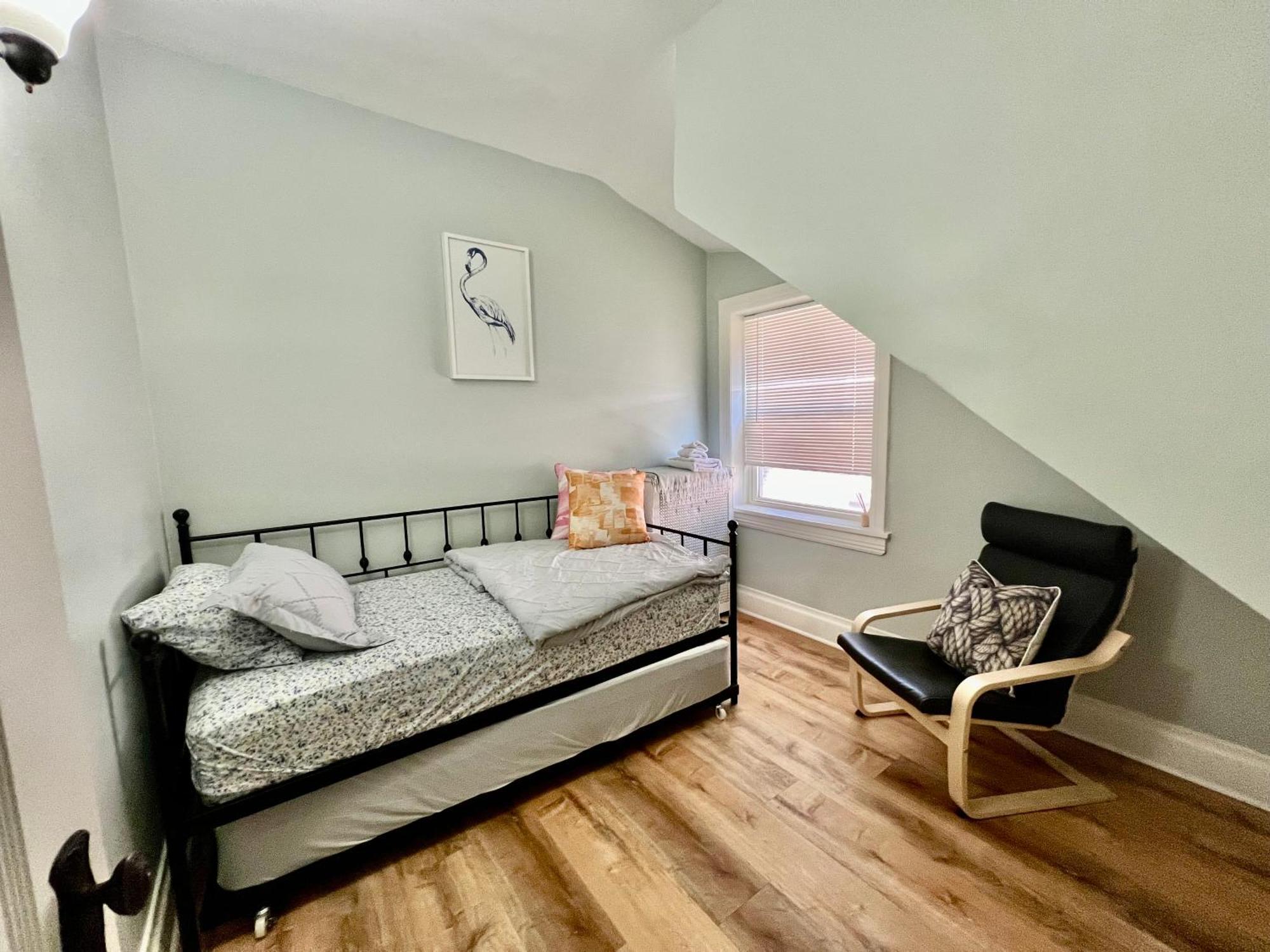 Lovely Vintage Oak Park 3Bd 1Ba Perfectly Located Near Public Transit & Chicago Bagian luar foto